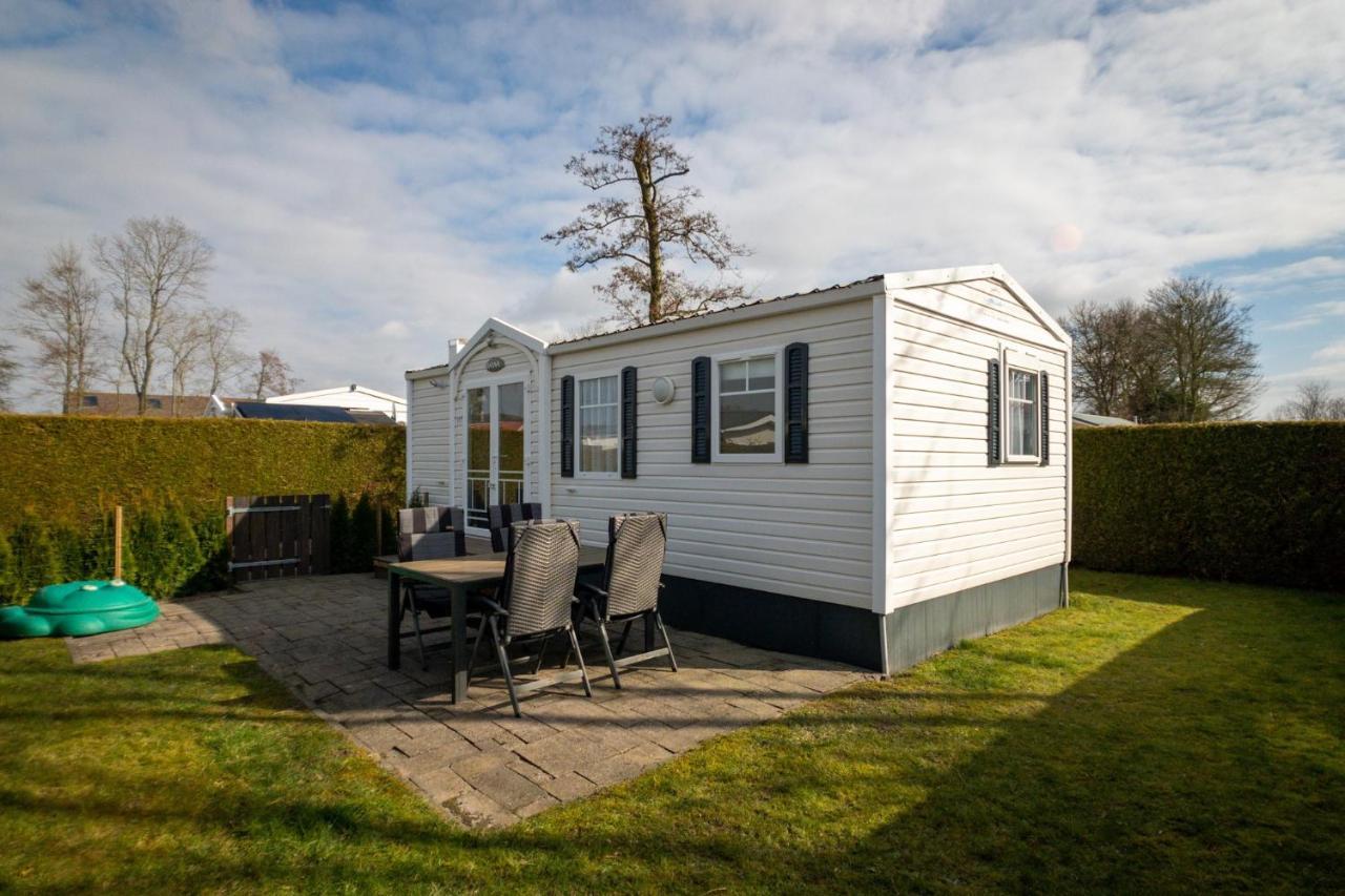 Knus En Modern Ingericht Chalet Met Gratis Wifi Villa Tzummarum Esterno foto