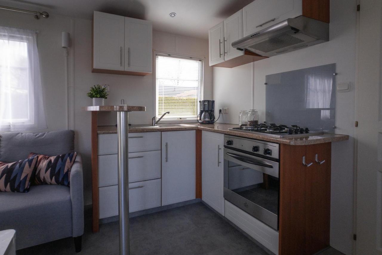 Knus En Modern Ingericht Chalet Met Gratis Wifi Villa Tzummarum Esterno foto